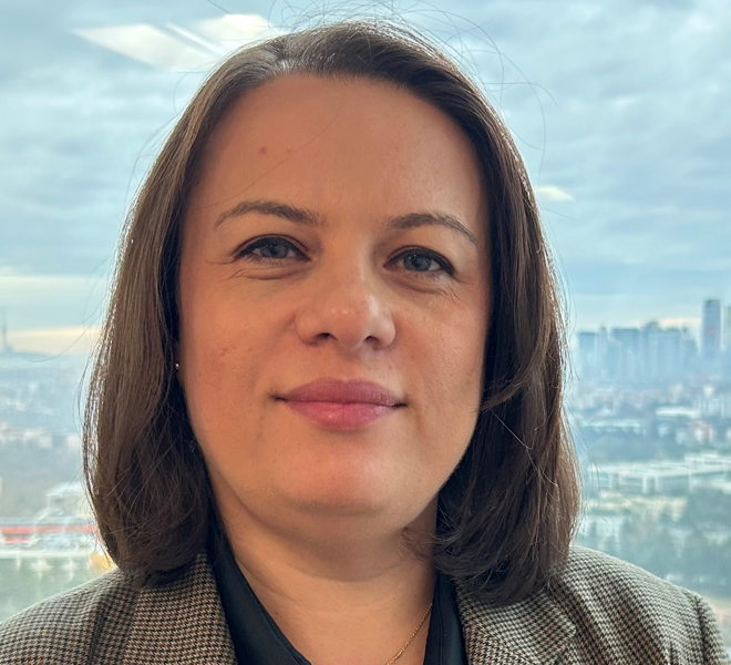 Doç. Dr. Deniz Akbulut